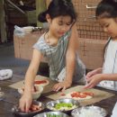 手作りオーブンでピザ作り！